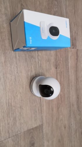 E1 Pro Super HD 4MP Dual Band 2.4GHz/5.0GHz Indoor Wi-Fi Camera photo review