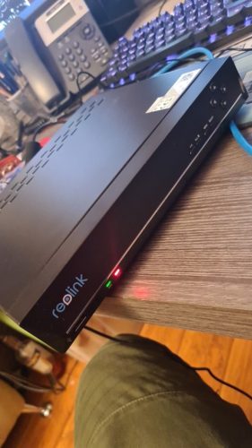 RLN8-410 8-Channel Power over Ethernet NVR photo review